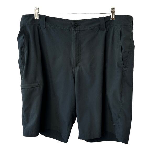Columbia Omni-Shield Advanced Repellency Black Light Weight Shorts Men's 40 - Picture 1 of 6